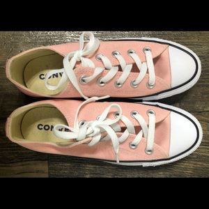 Converse Chuck Taylor All Star in storm pink